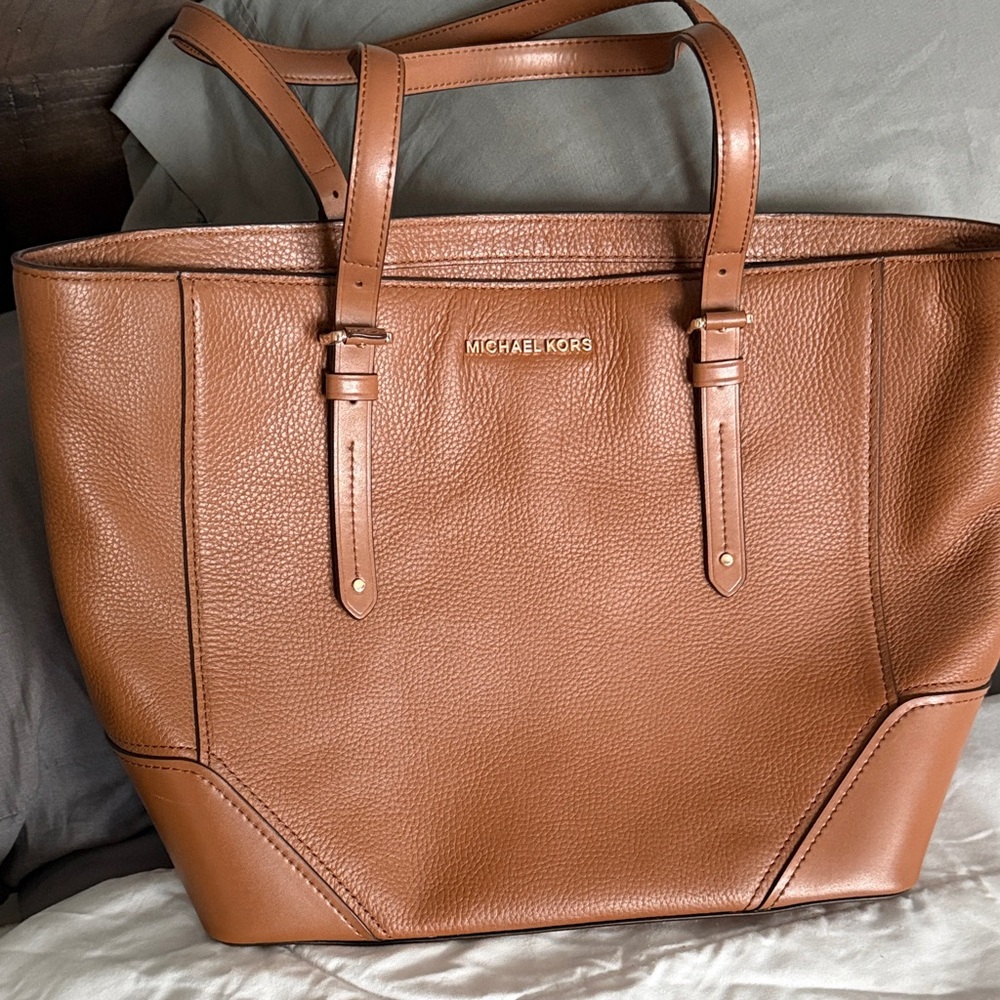Michael Kors Brown Leather Shoulder Bag